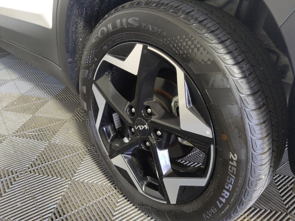 Used 2025 Kia Seltos S FWD image 31
