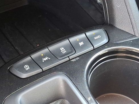 Used 2023 Chevrolet TrailBlazer LT w/ Convenience Package AWD/4WD image 25