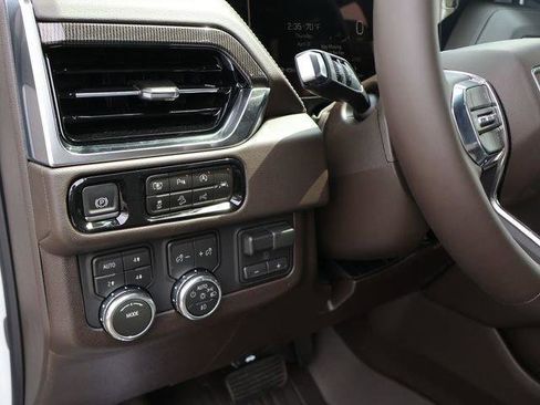 New 2026 GMC Yukon Elevation AWD/4WD image 28