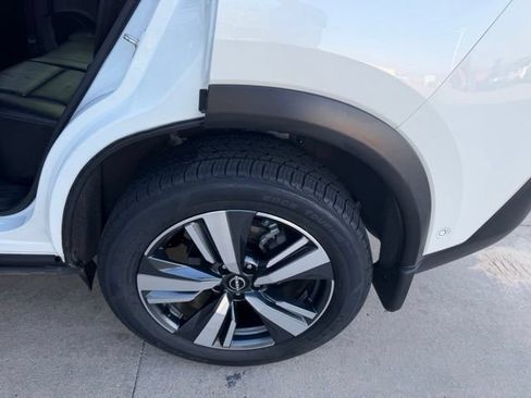 Used 2023 Nissan Rogue SL w/ SL Premium Package AWD/4WD image 32