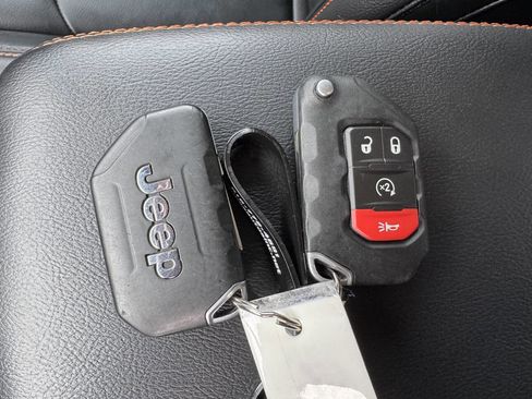 Used 2023 Jeep Gladiator Mojave w/ LED Lighting Group image 24