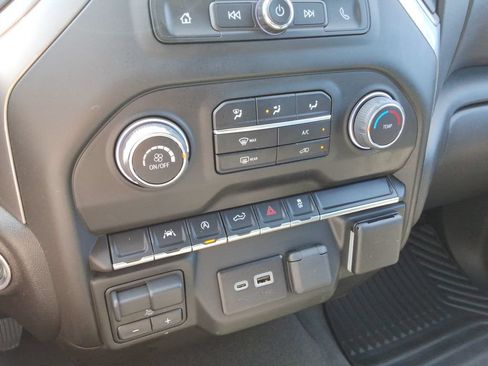 Certified 2024 Chevrolet Silverado 1500 Custom w/ LPO, Dark Essentials Package AWD/4WD image 33
