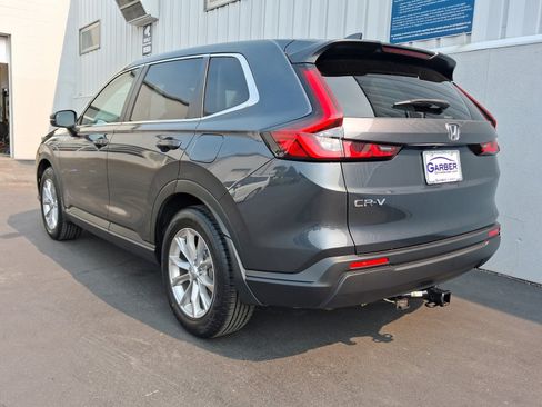 Used 2024 Honda CR-V EX image 3
