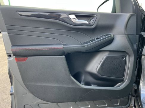 New 2026 Ford Escape ST-Line w/ Tech Pack #1 image 13