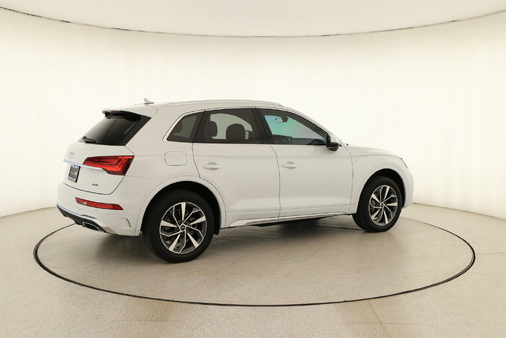 Certified 2023 Audi Q5 2.0T Premium Plus AWD/4WD image 7