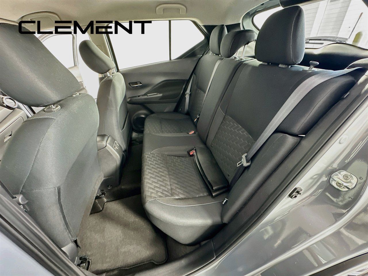 Used 2023 Nissan Kicks SV FWD image 30