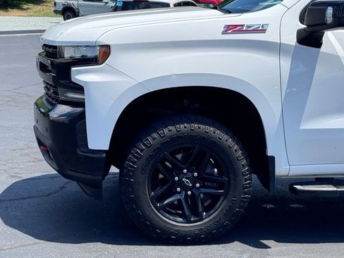 Used 2020 Chevrolet Silverado 1500 LT Trail Boss AWD/4WD image 31