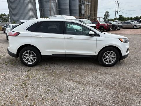 Used 2022 Ford Edge SEL w/ Convenience Package AWD/4WD image 2