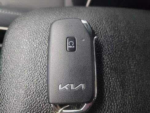 Used 2022 Kia Forte GT-Line image 32