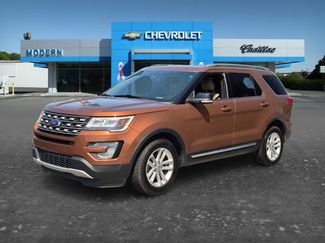 Used 2017 Ford Explorer XLT FWD video 1