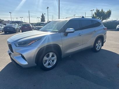 Used 2021 Toyota Highlander LE