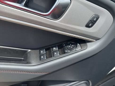 New 2026 Ford Explorer Active RWD image 11
