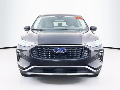 Used 2024 Ford Escape Active w/ Tech Pack #2 image 2