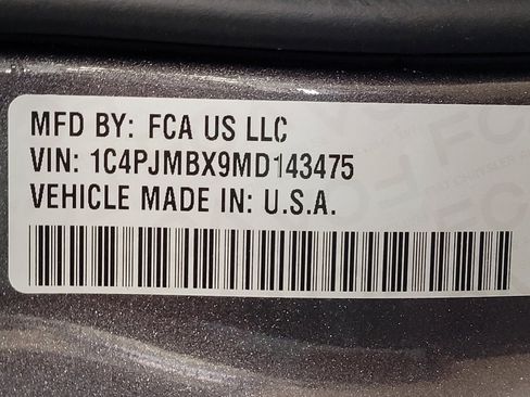 Used 2021 Jeep Cherokee Trailhawk w/ Trailer Tow Group AWD/4WD image 33