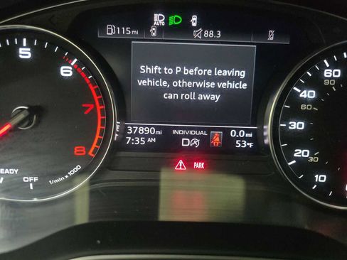 Used 2023 Audi A4 2.0T Premium w/ Convenience Package image 12