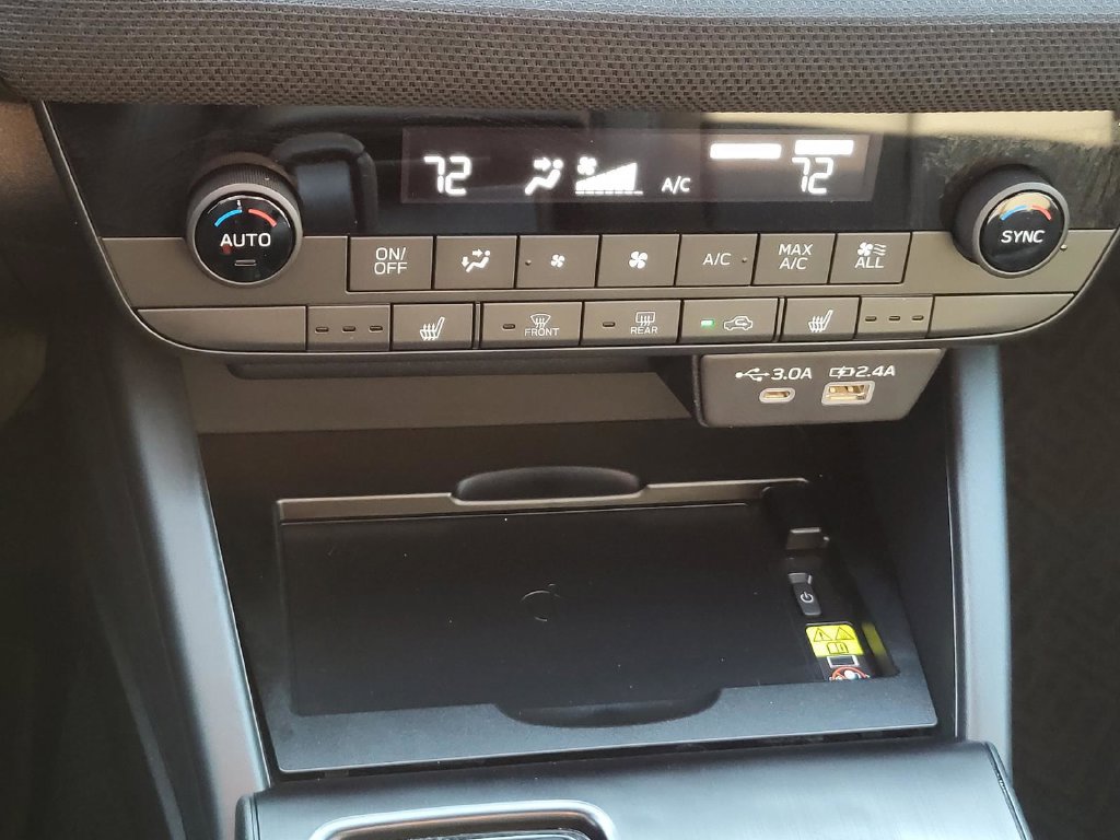 Certified 2026 Subaru Outback Premium AWD/4WD image 26