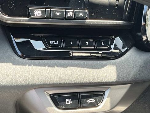 Used 2024 Lexus RX 350 AWD w/ Convenience Package image 35