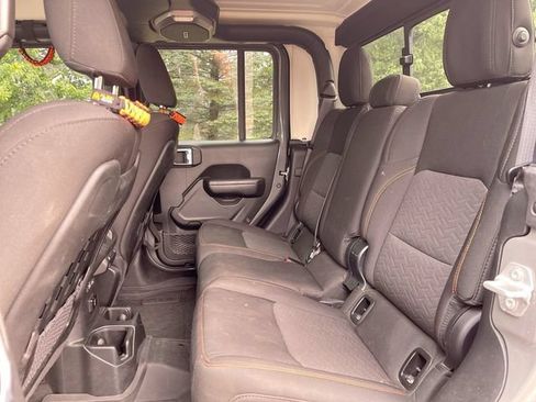 Used 2023 Jeep Gladiator Mojave w/ LED Lighting Group AWD/4WD image 26
