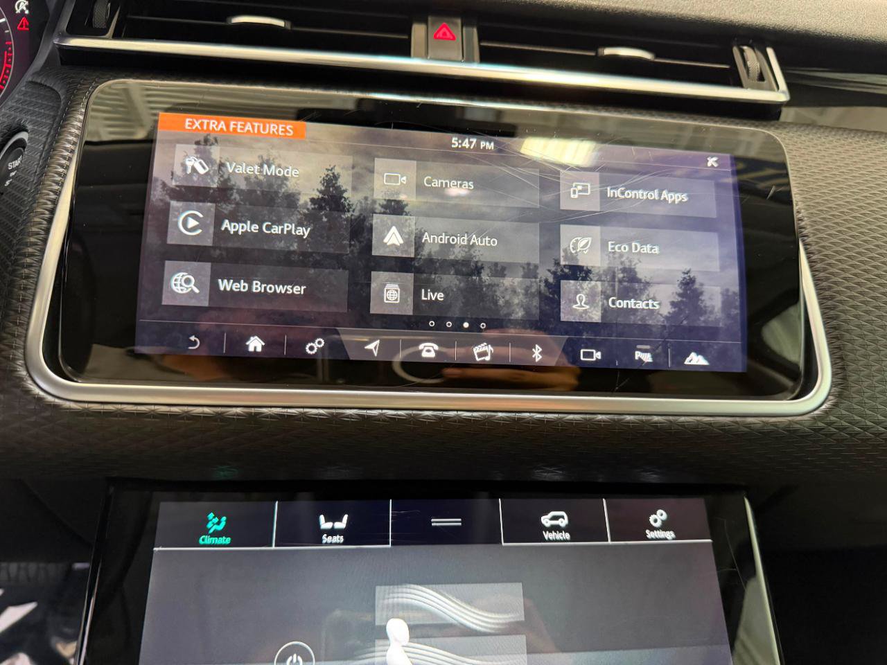 Used 2018 Land Rover Range Rover Velar S AWD/4WD image 39