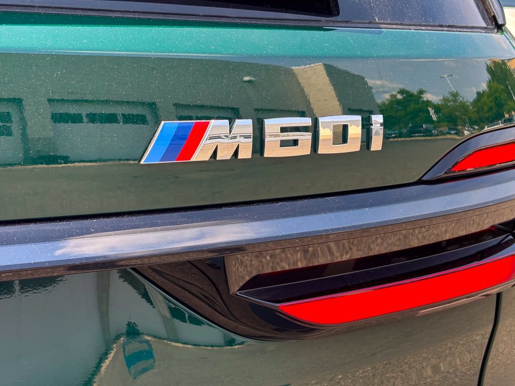 New 2027 BMW X7 M60i AWD/4WD image 7