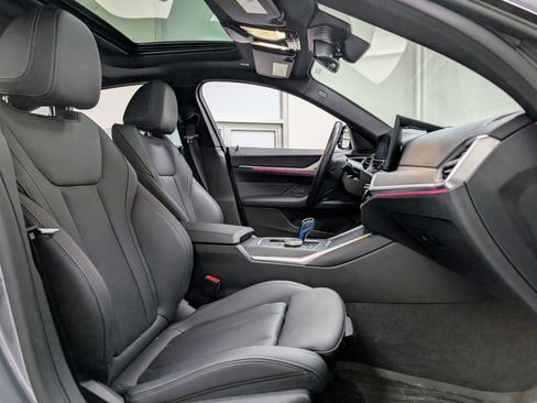 Used 2023 BMW i4 eDrive35 image 24