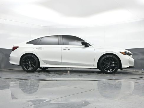 Used 2025 Honda Civic Sport image 38