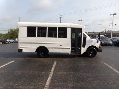 Used 2012 Chevrolet Express 3500 w/ School Bus Package RWD image 6