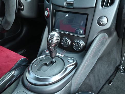 Used 2015 Nissan 370Z NISMO image 58