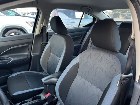 Used 2025 Nissan Versa SV image 63