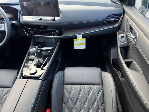 New 2026 Nissan Rogue Platinum w/ Platinum Premium Package image 19