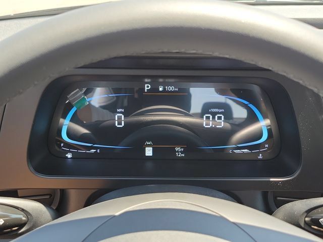 New 2026 Hyundai Elantra SEL Sport FWD image 9