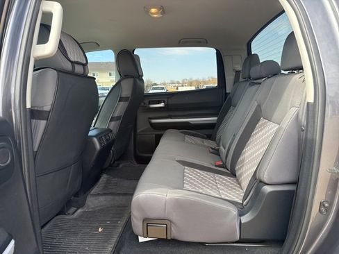 Used 2018 Toyota Tundra SR5 w/ TRD Off Road Package image 19