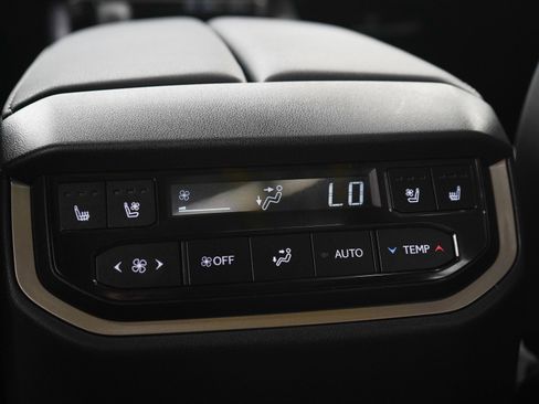 Used 2024 Lexus TX 500h AWD image 21