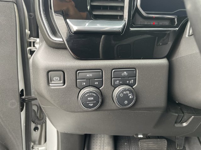Used 2022 Chevrolet Silverado 1500 LT w/ All Star Edition Plus AWD/4WD image 20