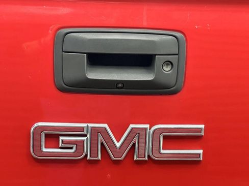 Used 2017 GMC Sierra 1500 SLE w/ SLE Value Package AWD/4WD image 28