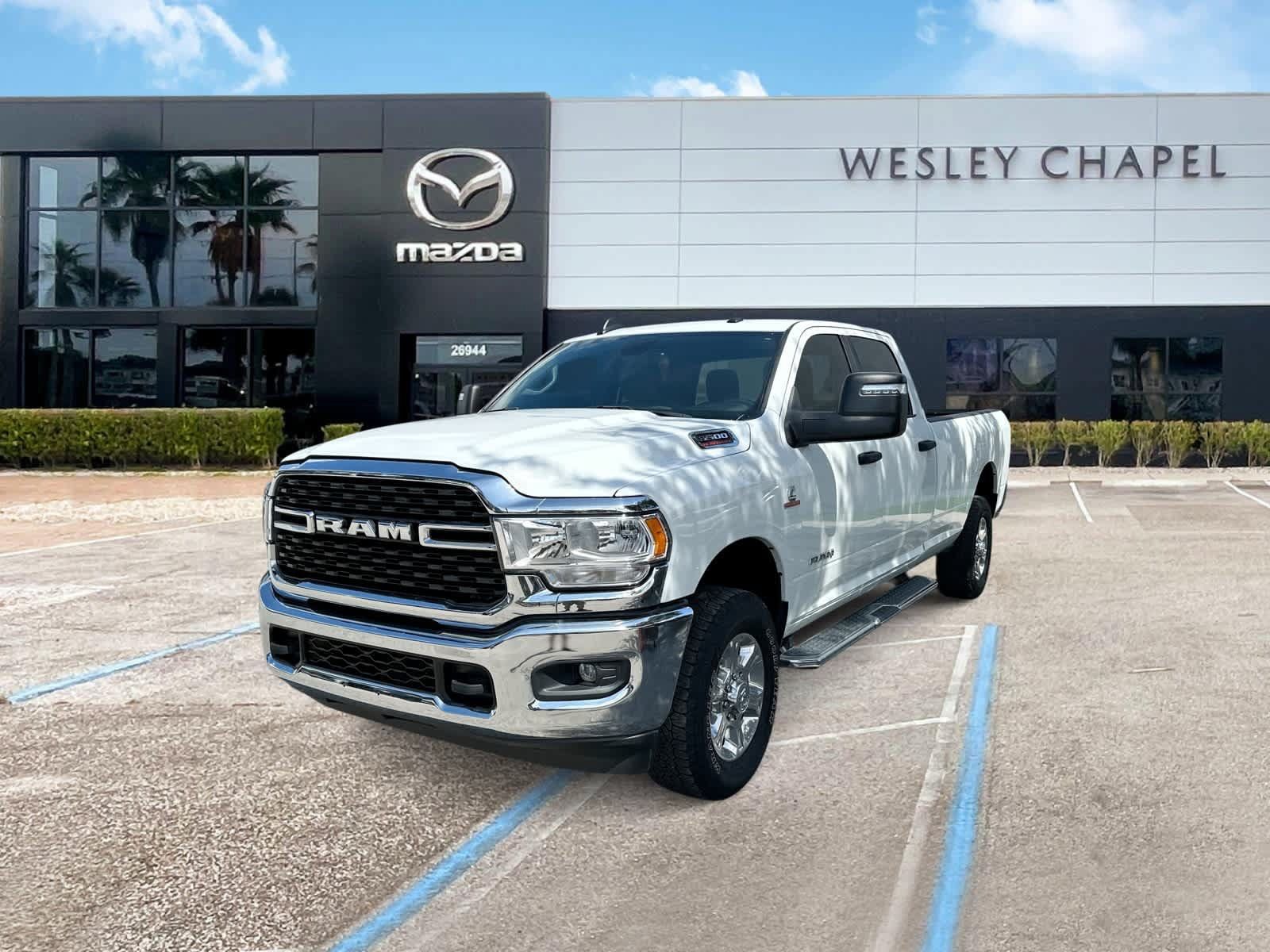 Used 2024 RAM 3500 Big Horn AWD/4WD image 1