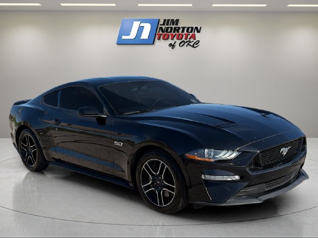 Used 2018 Ford Mustang GT RWD image 3