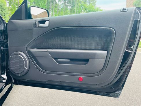 Used 2007 Ford Mustang GT Premium RWD image 44