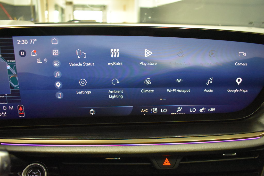 Used 2024 Buick Envision Avenir AWD/4WD image 22