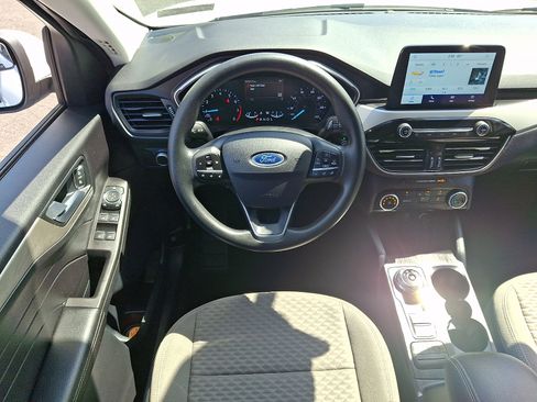 Certified 2021 Ford Escape SE FWD image 12