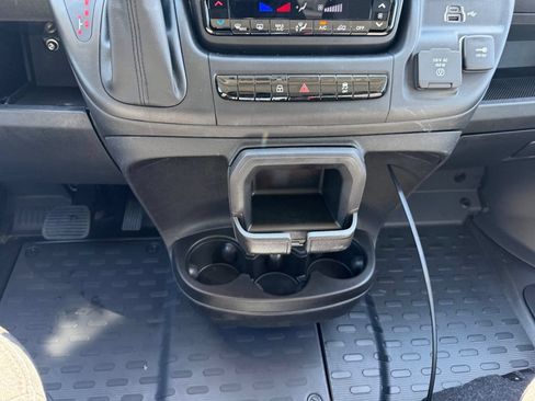New 2026 RAM ProMaster 2500 w/ Convenience Group FWD image 27