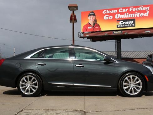 Used 2016 Cadillac XTS Luxury w/ Driver Awareness Package image 8