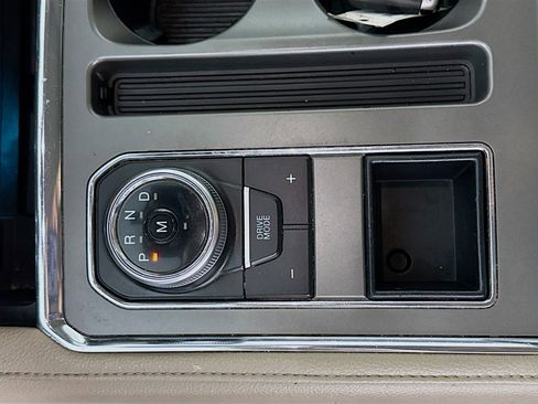 Used 2020 Ford Expedition XLT w/ Equipment Group 202A image 20