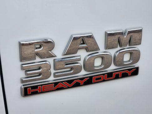 Used 2015 RAM 3500 SLT image 8