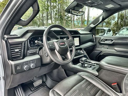 Certified 2024 GMC Sierra 1500 AT4X image 10