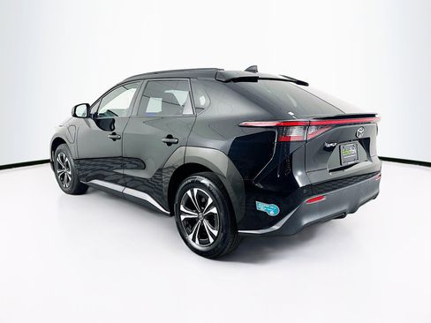 Used 2023 Toyota bZ4X XLE w/ Weather Package image 5