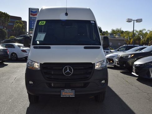 Used 2024 Mercedes-Benz Sprinter 3500 w/ Acoustic Package image 9