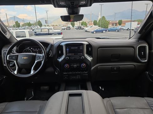 Used 2020 Chevrolet Silverado 2500 LTZ w/ Technology Package AWD/4WD image 15