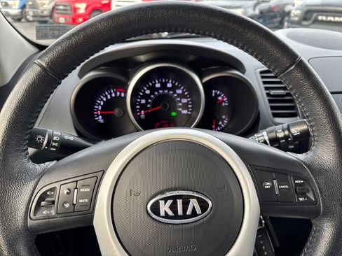Used 2012 Kia Soul + w/ Audio Pkg image 20