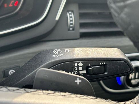 Used 2021 Audi A4 2.0T Premium w/ Convenience Package image 34